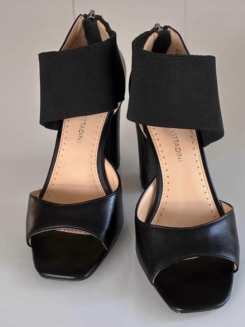 Adrienne Vittadini Greta Black Wide Stretch Knit Block High Heels 6M